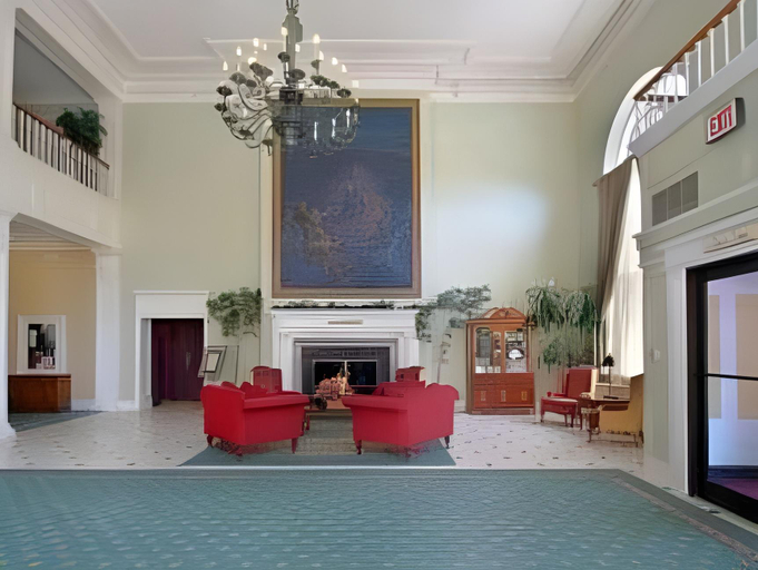 Public Area 3, The Queensbury Hotel, Warren