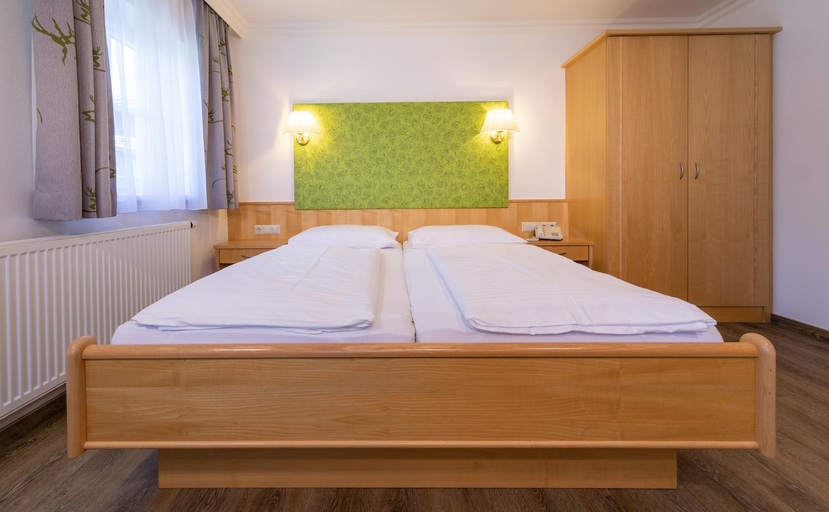 Bedroom 2, Reiters Wohlfuhlhotel, Liezen