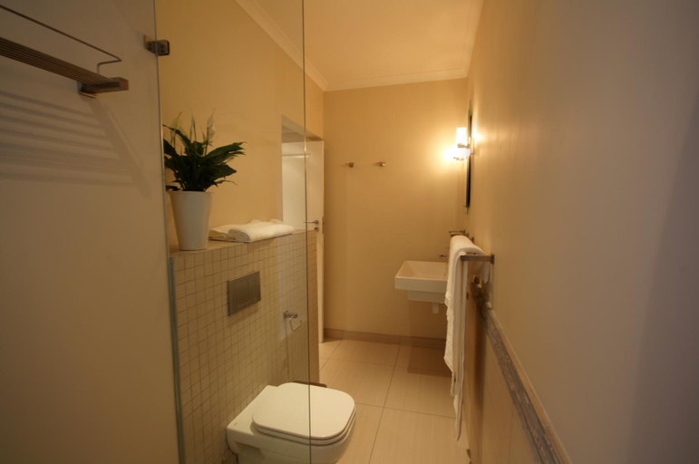 Bathroom 6