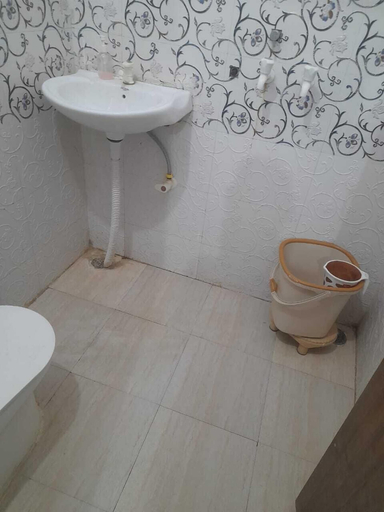 Bathroom 3, Kishori Seva Sadan, Mathura