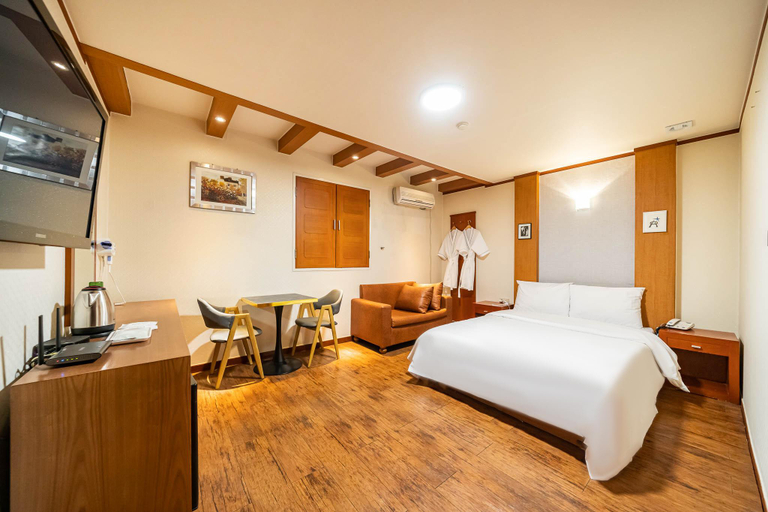 Bedroom, Yangju Mountain, Yangju