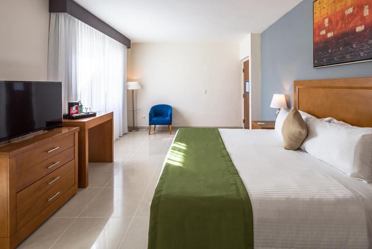 Bedroom, Wyndham Garden Playa del Carmen, Cozumel
