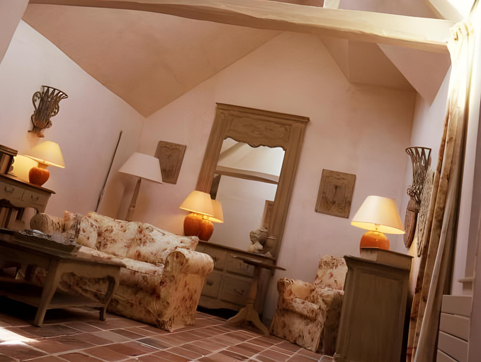 Bedroom 2, Les Maisons, Calvados