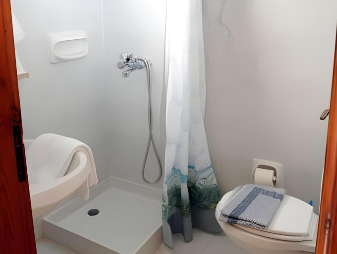 Bathroom 3, Lefka Hotel & Apartments, South Aegean