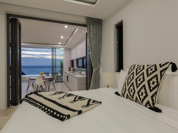 Bedroom 12