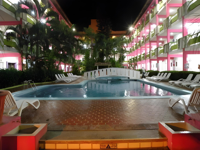 Sport & Beauty 4, Decameron Los Cocos Guayabitos, Ramada All-Inclusive Resort, Compostela