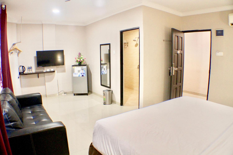 Bedroom 8