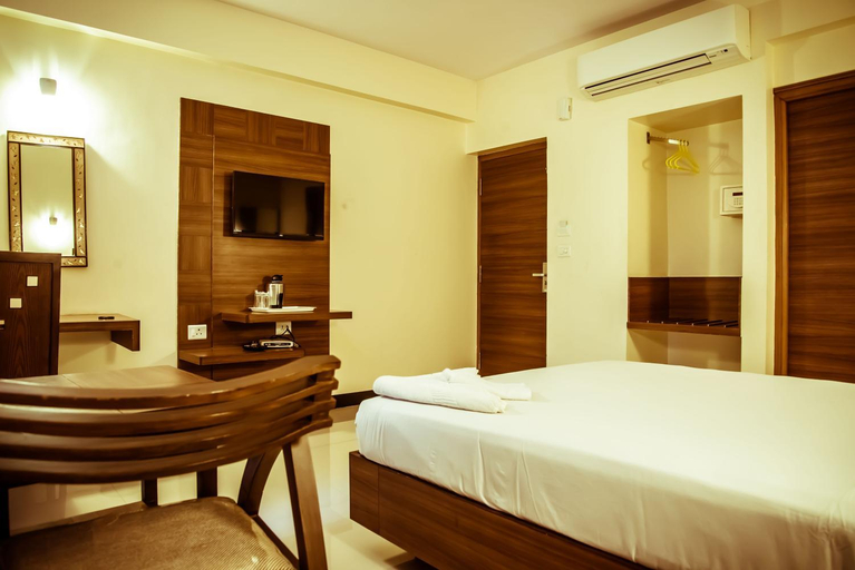 Bedroom 3, The Pioneer, Visakhapatnam