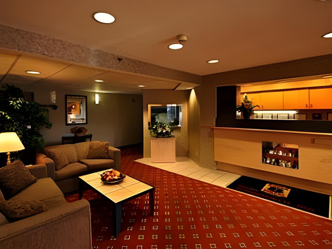 Public Area 2, Riverdale Inn, Hampden