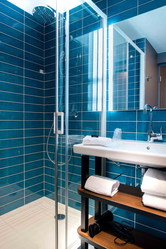 Bathroom 3