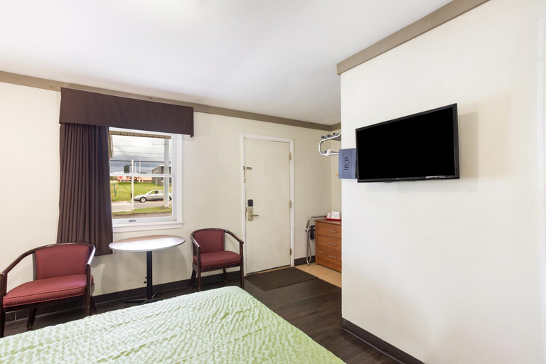 Bedroom 3, Malone Inn, Franklin