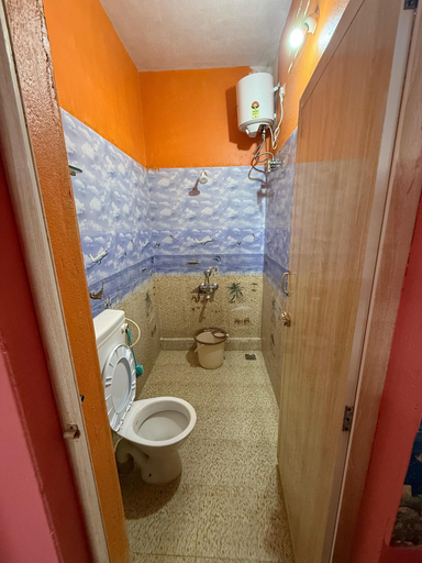 Bathroom 3, ILFORD CASTLE HOME STAY PONDICHERRY, Viluppuram