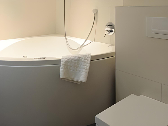 Bathroom 3, Ferienlenk Mountain Village, Obersimmental
