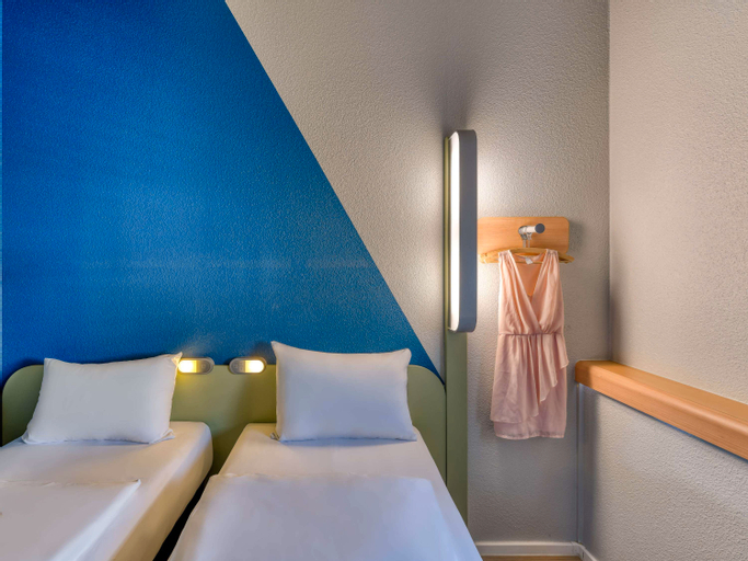 Bedroom 9
