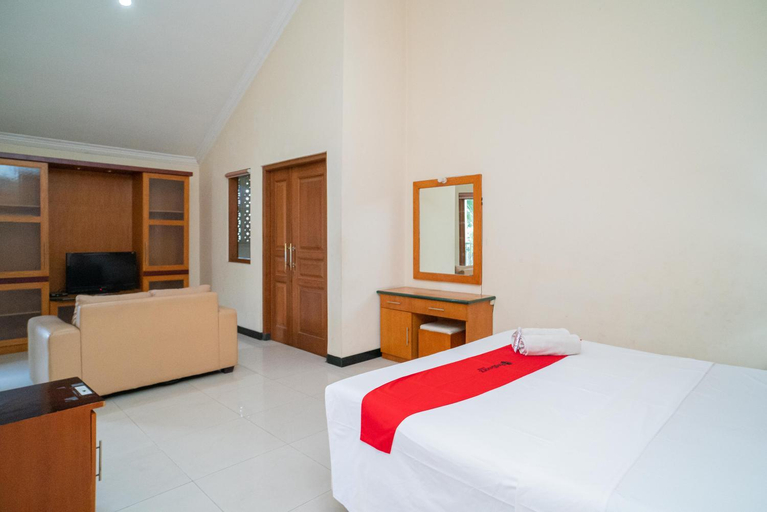 Bedroom 12