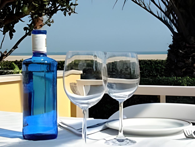 Food & Drinks 5, Malvarrosa Beach Rooms, Valencia