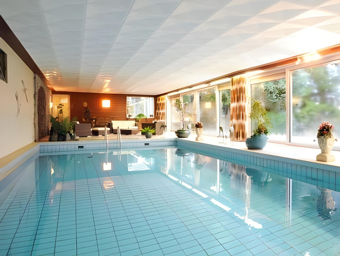 Sport & Beauty, Parkhotel 1970, Odenwaldkreis
