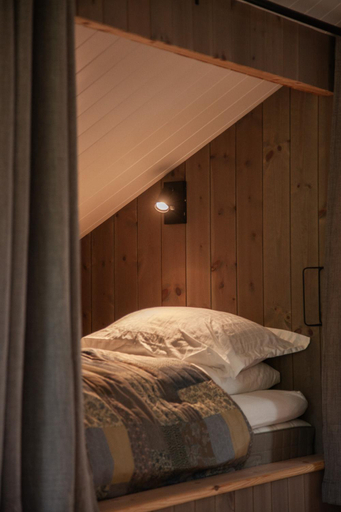Bedroom 2, Tuftegarden, Gaular