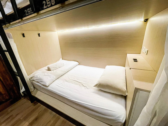 Bedroom 12