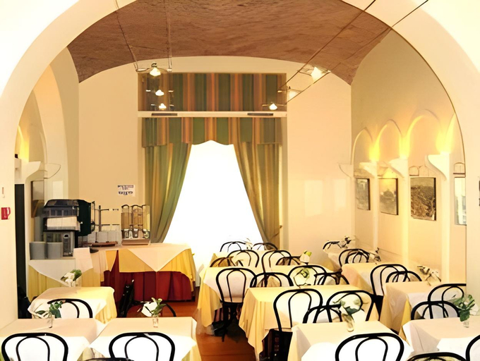 Food & Drinks 5, Hotel Mariano, Rome