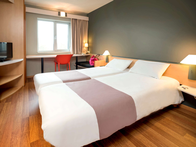 Bedroom 4, ibis Charleroi Centre Gare, Hainaut