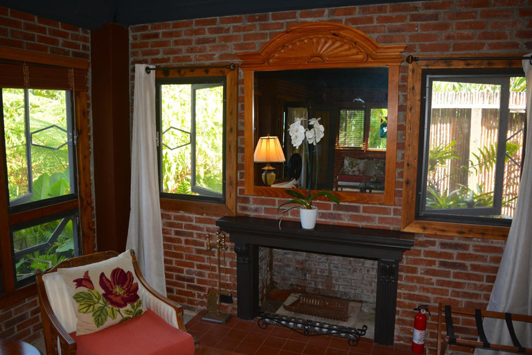 Others 5, El Yunque Rainforest Inn