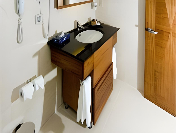 Bathroom 5, Ilica Hotel Spa & Thermal Resort, Çeşme