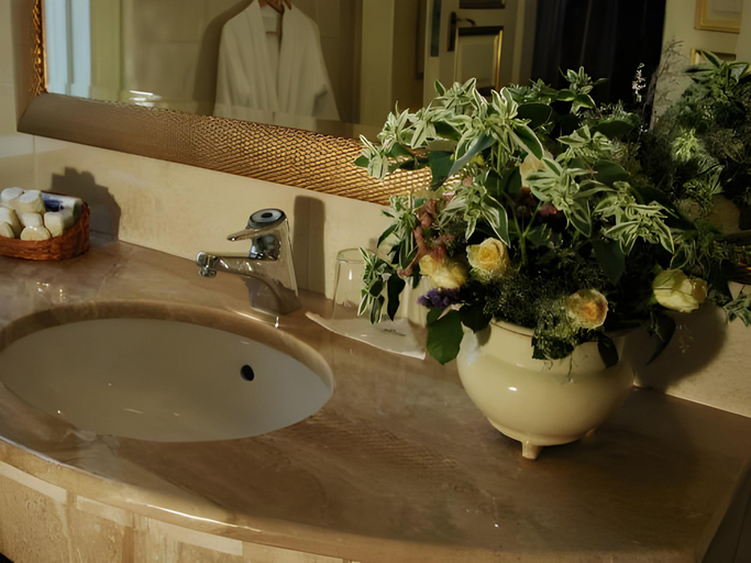 Bathroom 4, Grand Hotel Kraków, Kraków City