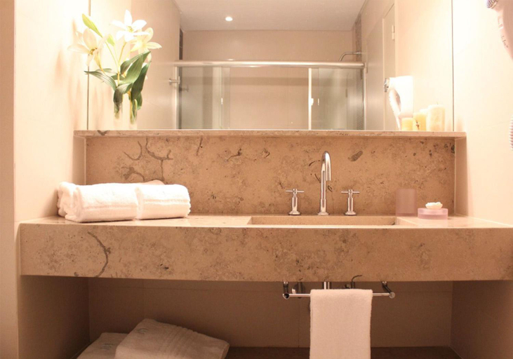 Bathroom 5, Bulnes Eco Suites, Distrito Federal