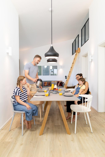 Dining Room 6
