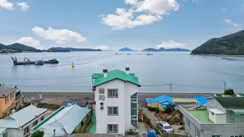Others 5, Geoje Island Solar Pension, Geoje