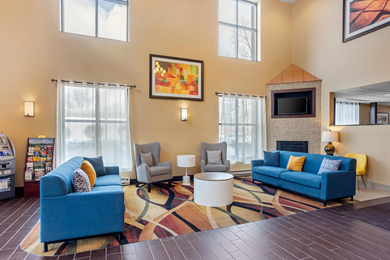 Public Area 2, Comfort Inn & Suites Sayre, Bradford