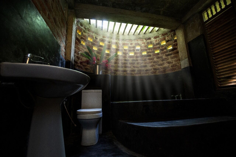 Bathroom 3, Thuru Sewana Villa, Habaraduwa