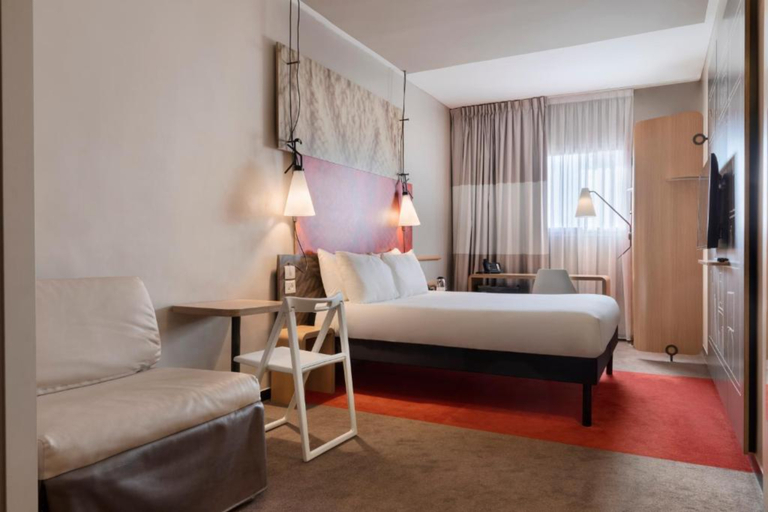 Bedroom 4, ibis Jerusalem City Center
