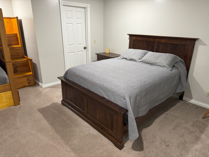 Bedroom 3, Heritage Homestead Inn, Daviess
