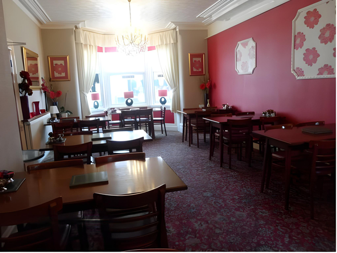 Food & Drinks 4, Birchhouse, Blackpool