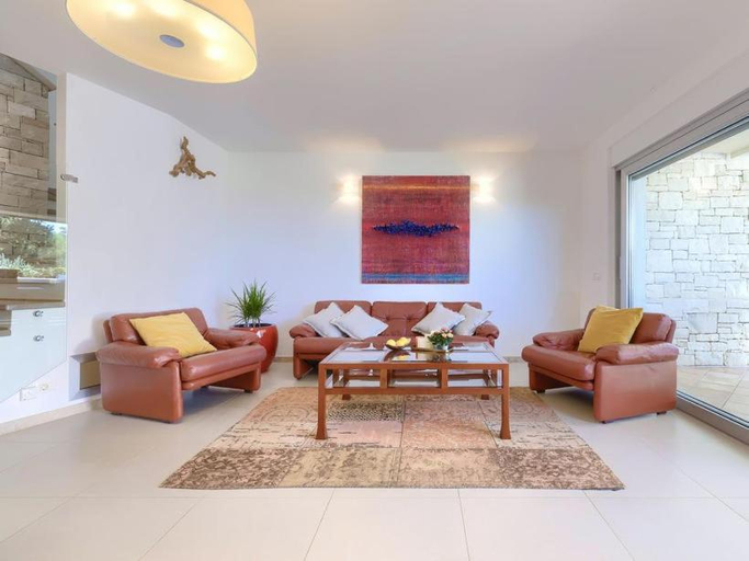 Others 4, Villa Bobos place with Jacuzzi and Sauna 46D, Umag