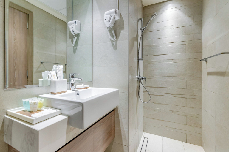 Bathroom 4, GLOBALSTAY. Azizi Riviera 48, Dubai
