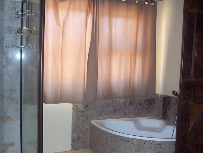 Bathroom, Kashana lodge, Omaruru