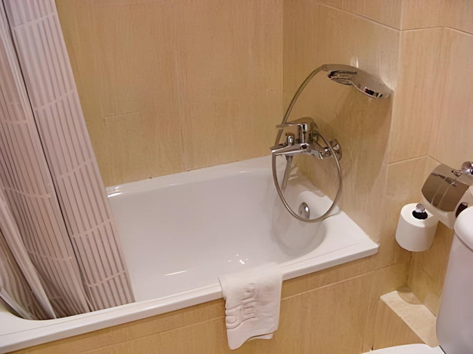 Bathroom 2, Hotel Alkazar, Valencia