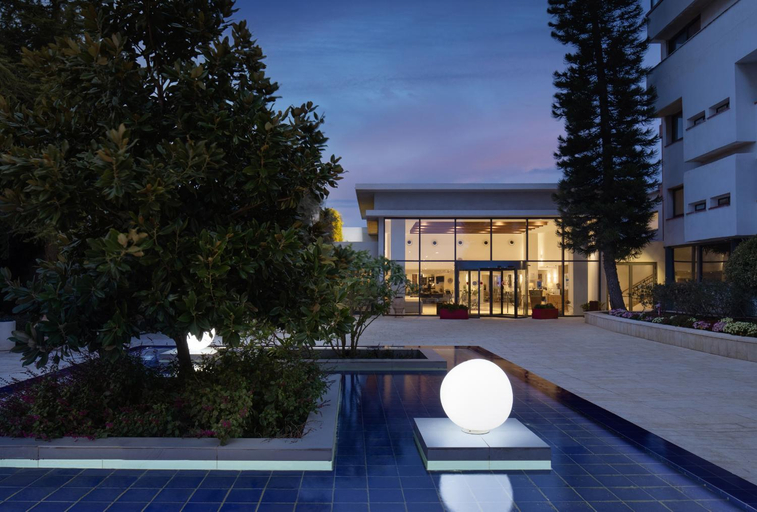 Others 3, C Hotel Neve Ilan