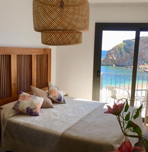 Others 5, Hostal Sa Malica, Girona