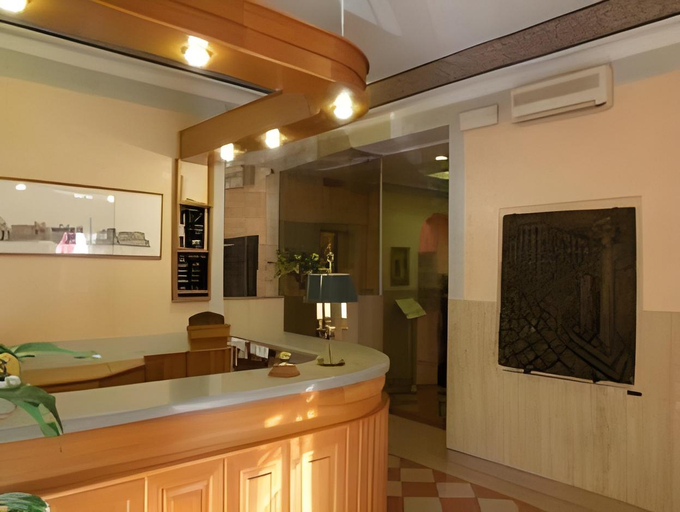 Bathroom 5, Hotel Museum, Rome