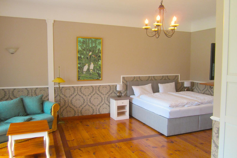 Bedroom 3, Landhotel Gut Zarrentin, Vorpommern-Rügen