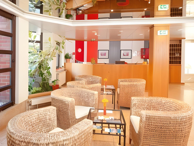 Public Area 2, Tante ALMA's Bonner Hotel, Bonn