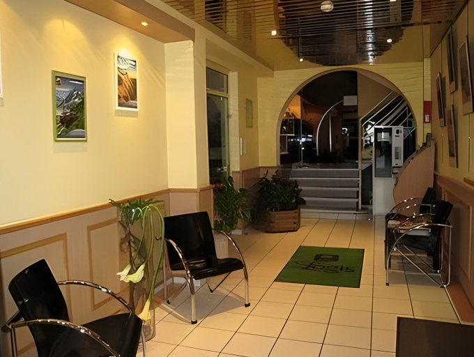 Public Area 2, Logis Hotel Restaurant Bellevue Annecy, Haute-Savoie