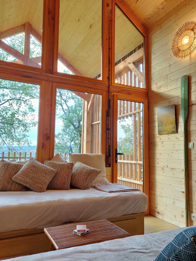 Bedroom 3, Cabane de la Saône by Lyon Country House, Rhône