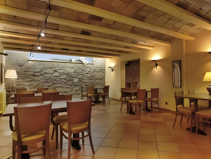 Food & Drinks 3, Hostal Piteus, Lleida