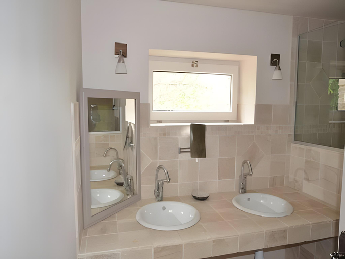 Bathroom 4, Les Maisons de Chante Oiseau, Alpes-de-Haute-Provence