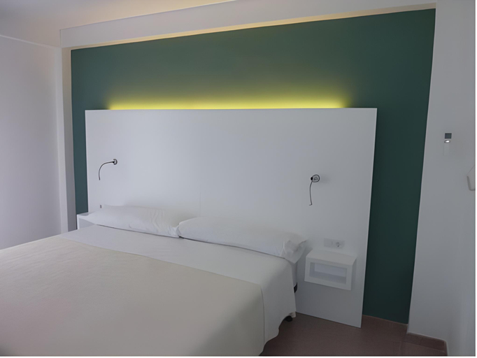 Bedroom 2, Hotel Sa Roqueta Can Picafort ADULTS ONLY, Baleares